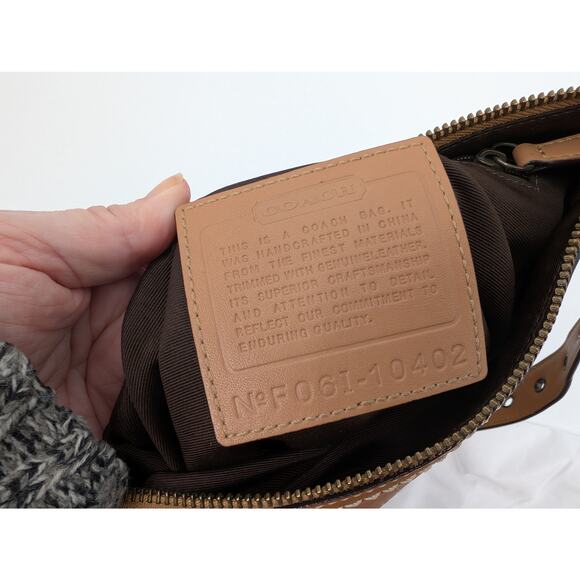 Coach Crossbody F06I-10402 - Picture 5 of 11